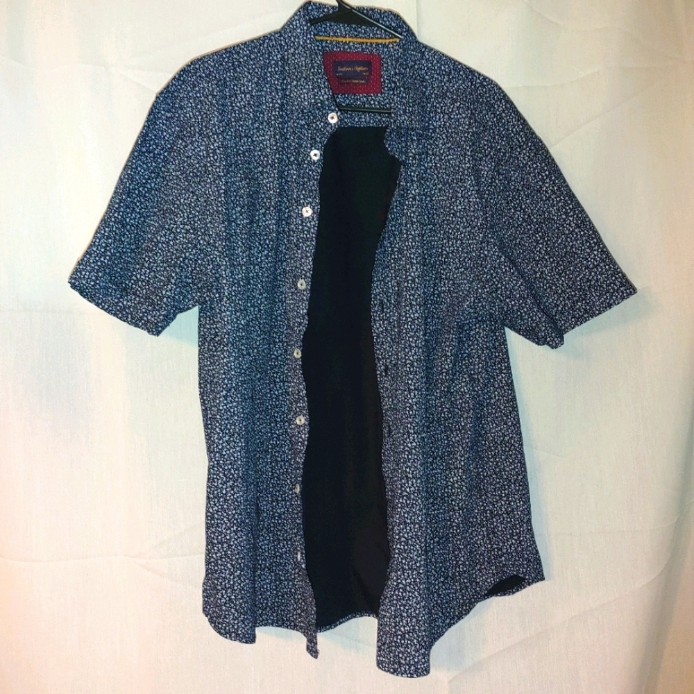 Mens short sleeve shirt... 2X